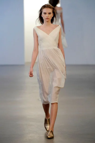Look 20
